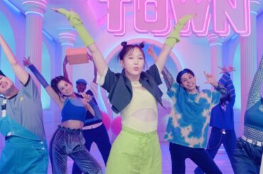 本田翼、おなかチラリ　モー娘。「恋愛レボリューション21」に乗せアピール！　ZOZOTOWN新CM「ZOZO MUSIC SHOW Y2K」編