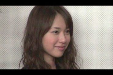 戸田恵梨香、映画「恋極星」初日舞台あいさつ