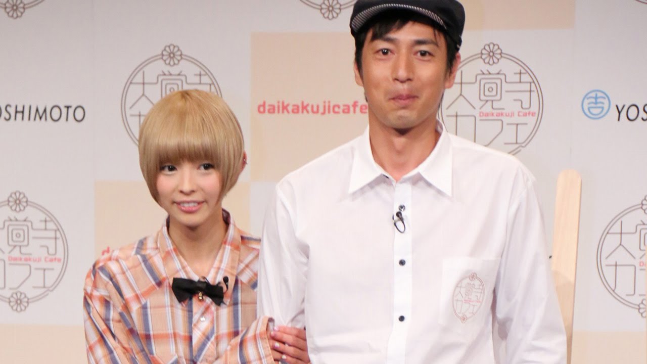徳井義実、でんぱ組・最上もがと腕組み!「何の会見?」「大覚寺カフェ」プロジェクト発表イベント4 徳井義実、でんぱ組・最上もがと腕組み!「何の会見?」「大覚寺カフェ」プロジェクト発表イベント4