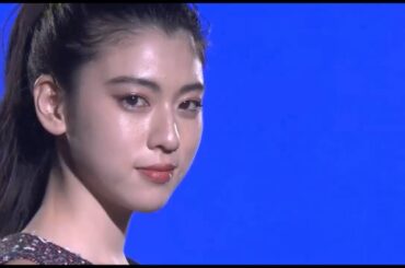 三吉彩花  ウインク ＋ 投げキッス ＋ 敬礼！