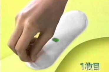 森カンナ - 小林製薬 サラサーティ 2枚重ね簡単篇