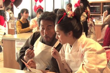 役所広司＆新川優愛“親子”がアドリブ合戦　チョコ頬張りながら「バイト始めた」　「バレンタインジャンボ宝くじ」新CMが公開