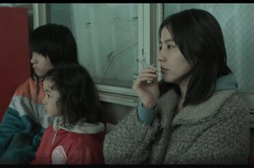 長澤まさみが歪んだ愛を注ぐ母親役を体現…『MOTHER マザー』本予告