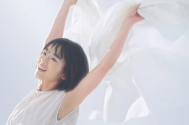 伊原六花、幻想的なダンス披露　美しい決めポーズも　マルサンアイ新CM