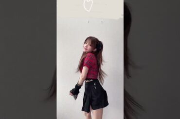 田中れいな 『LE SSERAFIM - Eve, Psyche & the Bluebeard’s wife』