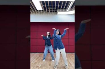 NAYEON, MOMO What is Love?🤓💕(The Princess Diaries 2021 ver.) #TWICE #트와이스 #WhatIsLoveRecharting