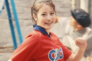 今田美桜、歌って踊る！衣装5変化＆キュートな振り付けに注目　グロップ新CM「グロップで始めちゃお」編