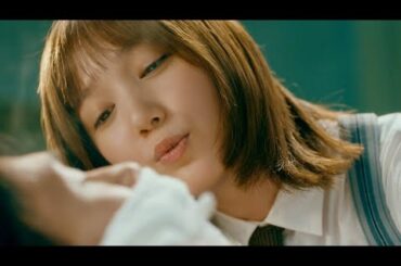 ちょっと小悪魔な本田翼に髭を剃られて大倉孝二がドキドキ／Schick「極 KIWAMI」CM