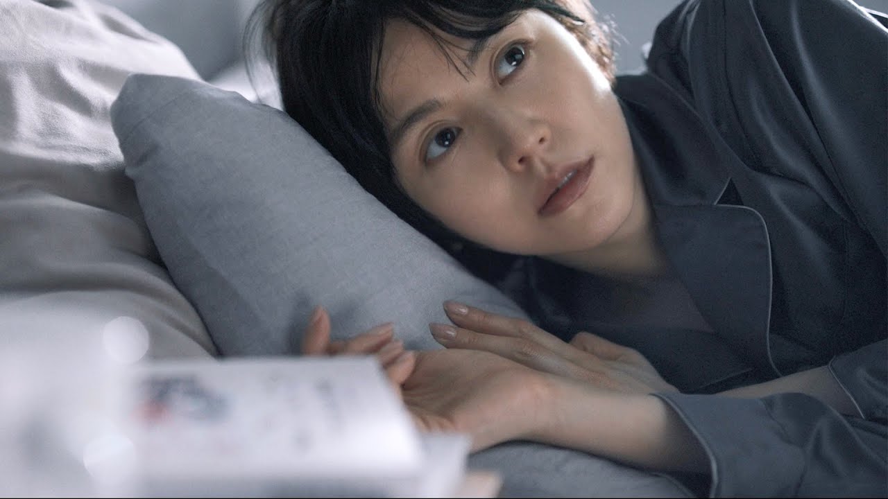 長澤まさみ、朝目覚めたら熱気漂うタイのベッドの上だった/クボタCM 長澤まさみ、朝目覚めたら熱気漂うタイのベッドの上だった/クボタCM