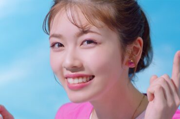 小芝風花、キュートな笑顔連発！ラストにおちゃめなポーズも　CANMAKE新CM＆メーキング