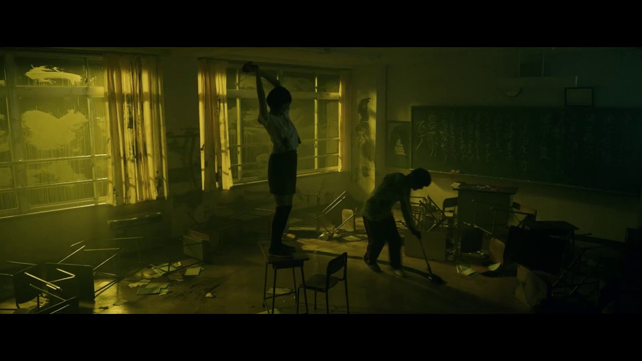 暴走する青春!変態全開!伊藤健太郎×玉城ティナ、監督は井口昇『惡の華』特報30秒 暴走する青春!変態全開!伊藤健太郎×玉城ティナ、監督は井口昇『惡の華』特報30秒