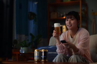 「キャストのみなさん、おつかれ生です。」篇 15秒 芳根京子