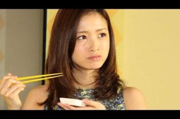 上戸彩 キャラメルバナナ寿司のお味は？　#Aya Ueto　#Kura sushi