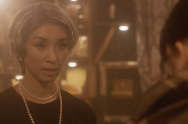 桜井日奈子、“魔女さん”黒木瞳から魔法をかけられる？　映画「魔女の香水」本編映像　運命の出会いのシーン