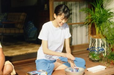 桐谷美玲、さまぁ〜ず‎三村と「キンキン回し」に挑戦　「極ZERO」新CM