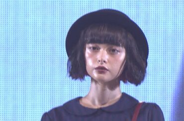 玉城ティナが秋冬コーデでF i.n.tステージに登場！