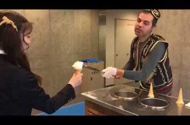 今田美桜 がトルコアイスの人に翻弄されるｗｗｗ      Turkish Ice Cream