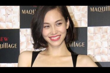 水原希子「上品さはキーポイント」理想の“レディー”を語る「マキアージュ」新商品発表会(2)