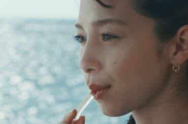 中条あやみ出演「キリン 午後の紅茶」新TVCM CM楽曲は山下達郎の書き下ろしの「Sync Of Summer」