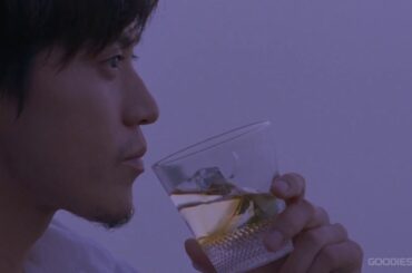 SUNTORY WHISKY 山崎 - 小栗旬／水原希子 - ♪ Nat King Cole ｢Fly Me to the Moon」