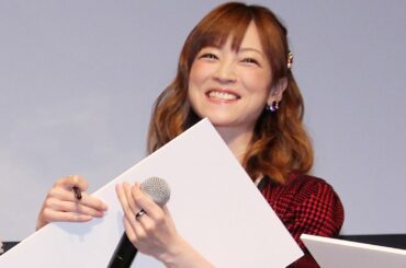 吉澤ひとみが自由すぎる？石川梨華らモー娘OGも登場　ファーウェイ・ジャパン「SIMフリースマートフォン」新製品発表会1