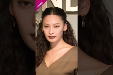 大政絢、美しすぎる　ブラウンのジャージードレス　クールな大人の女性