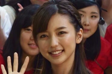 真野恵里菜 現役女子高生100人と鬼ごっこ！本気ダッシュで細かなステップを披露！ 映画「リアル鬼ごっこ」