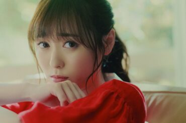 福原遥、キュートな“すね顔”披露！　コロコロ変わる表情に注目　カルビー新CM「フルグラ これが、フルグラの⼤正解。篇」