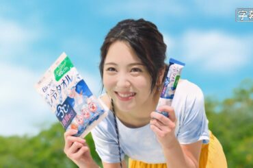 浜辺美波  花王 ビオレ 冷タオル「フェス」篇 TVCM