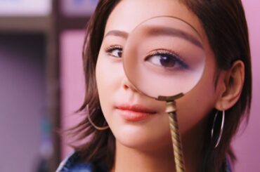 西内まりや、マスカラを着けているか！否か！探偵 西内まりやが探る！　『メイベリン ラッシュニスタN』 WebCM