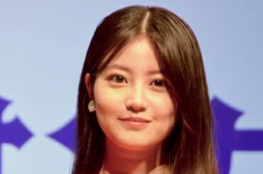 「水玉キリカ様」今田美桜”美背中”チラリの大胆ワンピ姿　公式SNSに反響「スタイル美しすぎる」