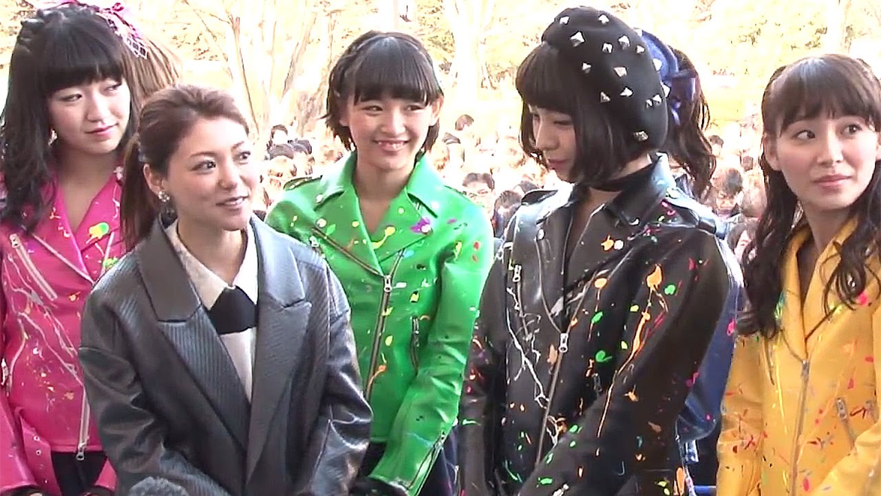 AKINA、スパガ成人メンバーにアドバイス 「iDOL Street 2015 ストリートは進化する~無料ハイタッチイベント~」2 AKINA、スパガ成人メンバーにアドバイス 「iDOL Street 2015 ストリートは進化する~無料ハイタッチイベント~」2