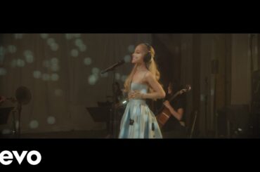 Ariana Grande - Daydreamin' (Live from London)