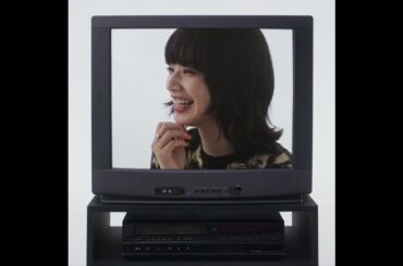 小松菜奈が「シャネル」のヒロインに。今振り返る、伝説の舞台裏｜ ELLE Japan