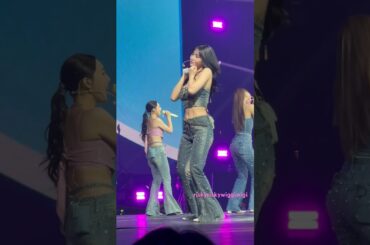 230628 Twice Momo Cheer Up - Chicago D1 #twice #twicemomo #twicefancam #モモ