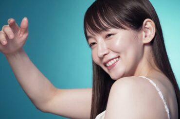 吉岡里帆　ニベア クリームケア ボディウォッシュ Ｗ保水美肌「うるおい逃さない」篇　メイキング