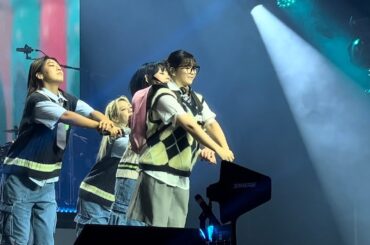 Twice Jeongyeon Can’t Stop The Feeling! (Cover) - London O2 (4k60 230907) #유정연