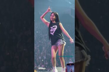 230907 Mina Signal - London O2 (short) #twice #twicefancam #twicemina #ミナ