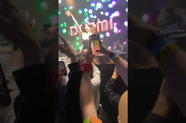 深田えいみのDJ中に撮影すると見せかけてプロスピする独身男性！#Shorts