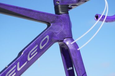 激し過ぎるロードバイクのフレームがやってきたので開封します！YOELEO R12 カスタムペイント