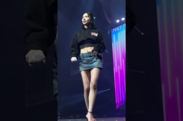 mina脚長いし、美脚すぎ！😍#mina  #kpop #nayeonpop  #nayeon #twice  #blowup #viral #shorts #once