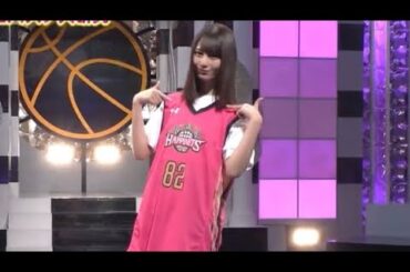 ユニフォーム姿がとてもお似合いの小坂菜緒ちゃん