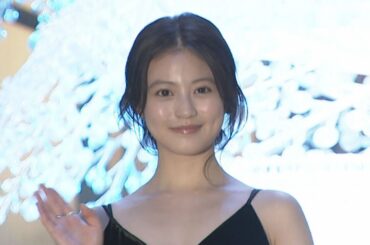 今田美桜、白ドレス姿の1枚に絶賛の嵐「さすがに可愛すぎます」「どんどんお綺麗に」