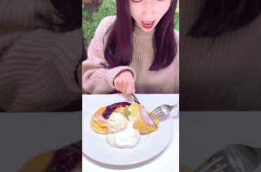 「しいにゃとカフェ」パンケーキうまうま✨【しいなちゃんねる】#しいにゃ #もぐもぐタイム #パンケーキ