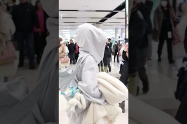 NiziU MIIHI & RIKU、韓国語で挨拶したら可愛い声で挨拶してくれる妖精たち··· 「こんにちは~」 #shorts