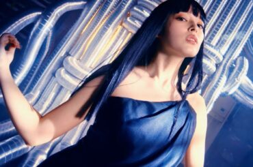 矢作穂香、モードからポップまで5変化！オリラジ藤森慎吾はスーツでキメ／レジーナクリニックCM＋インタビュー