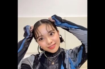 遠藤光莉ちゃんのポーズ