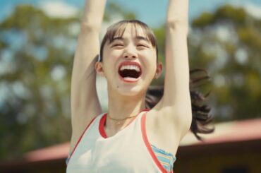 井桁弘惠 & 賀来賢人  サントリー ジムビーム「自由な応援」篇 TVCM