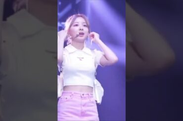 リハで挨拶を忘れちゃうNiziUミイヒ🩷#niziu #miihi #niziproject #nizoo #kpop