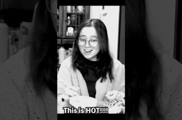 Pranked Grandma with SPICY Fries 激辛フライドポテトに気がついたおばあちゃんの反応